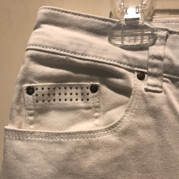 Chico’s White Denim Skimmer Jeans - Picture 2 of 7